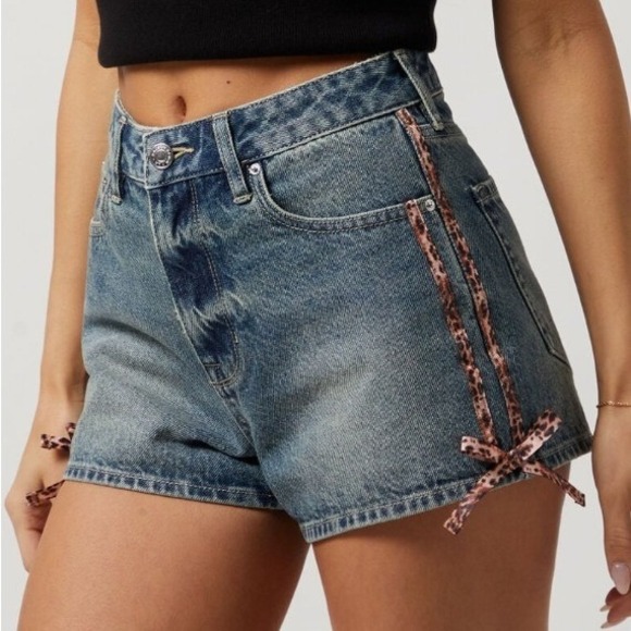 PacSun Pants - Pacsun Denim Shorts Sz 30‎ High Waisted Cheetah Bows Festival Retro Casual